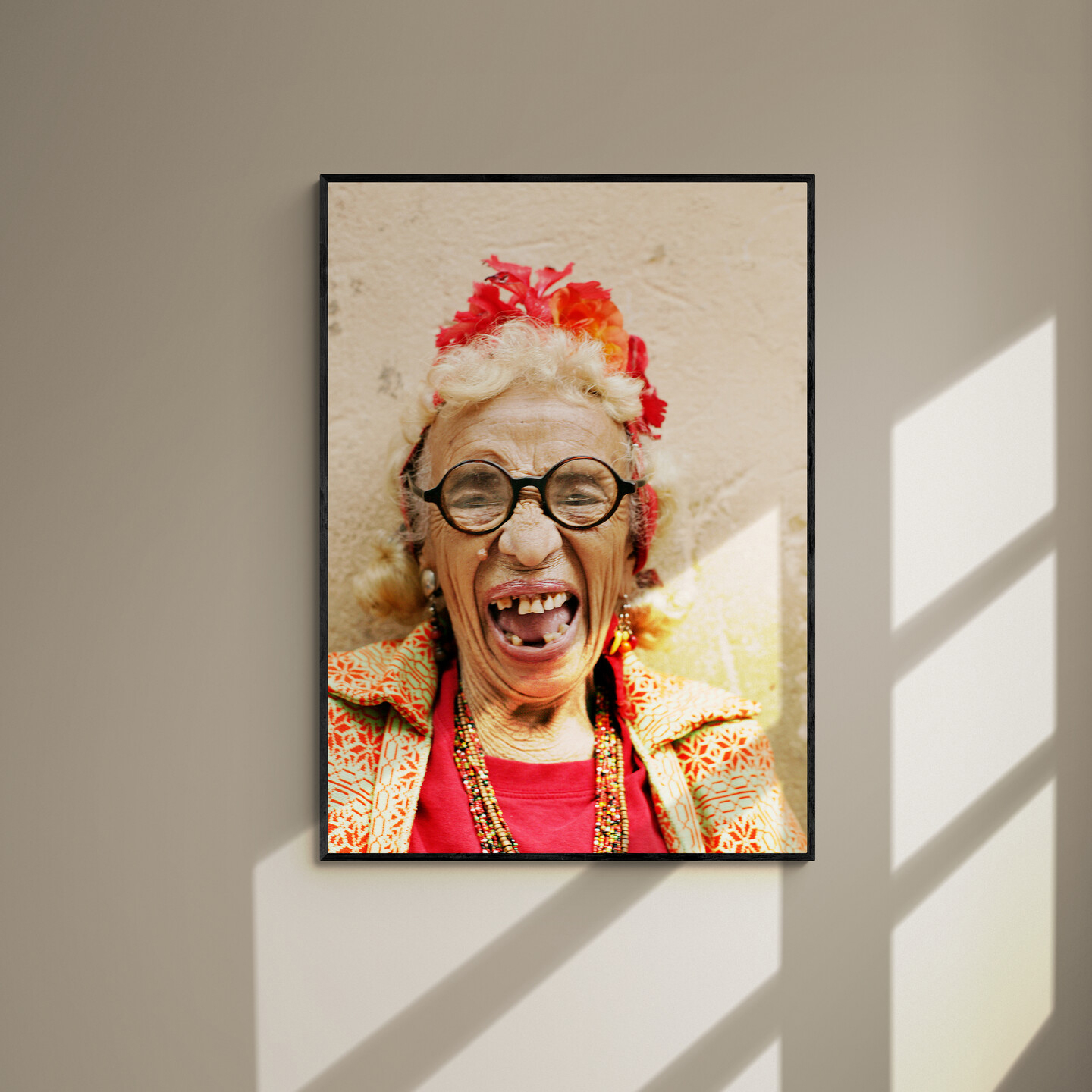 Laughing-Granny av Morten Lundrup