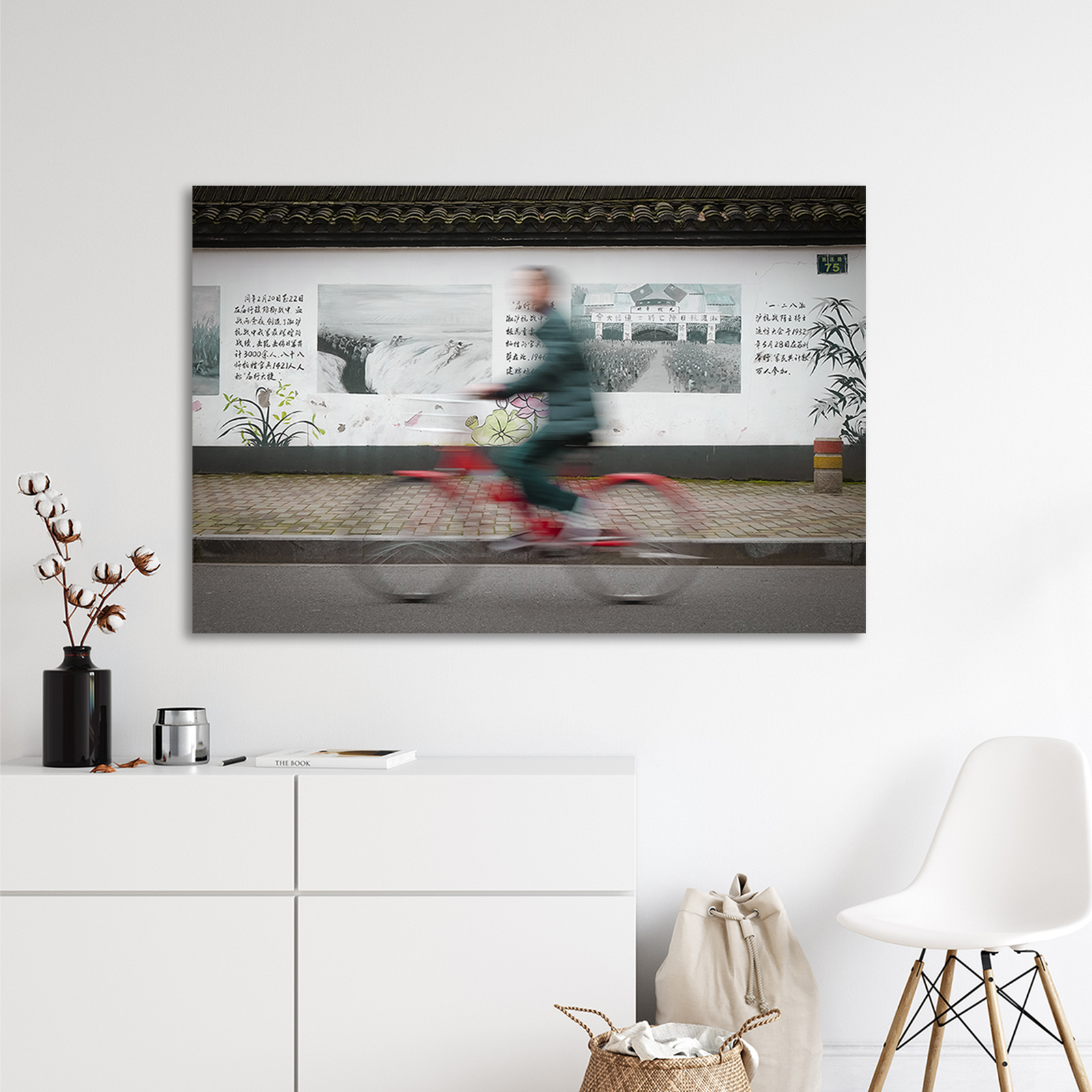 Red Bicycle av Julie Aucoin