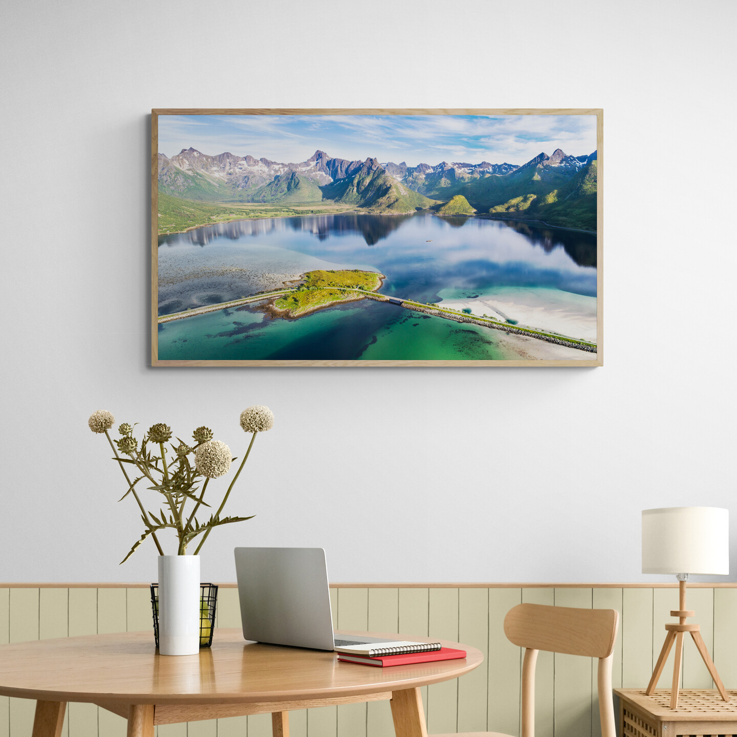 Summer in Lofoten av Frank Olsen