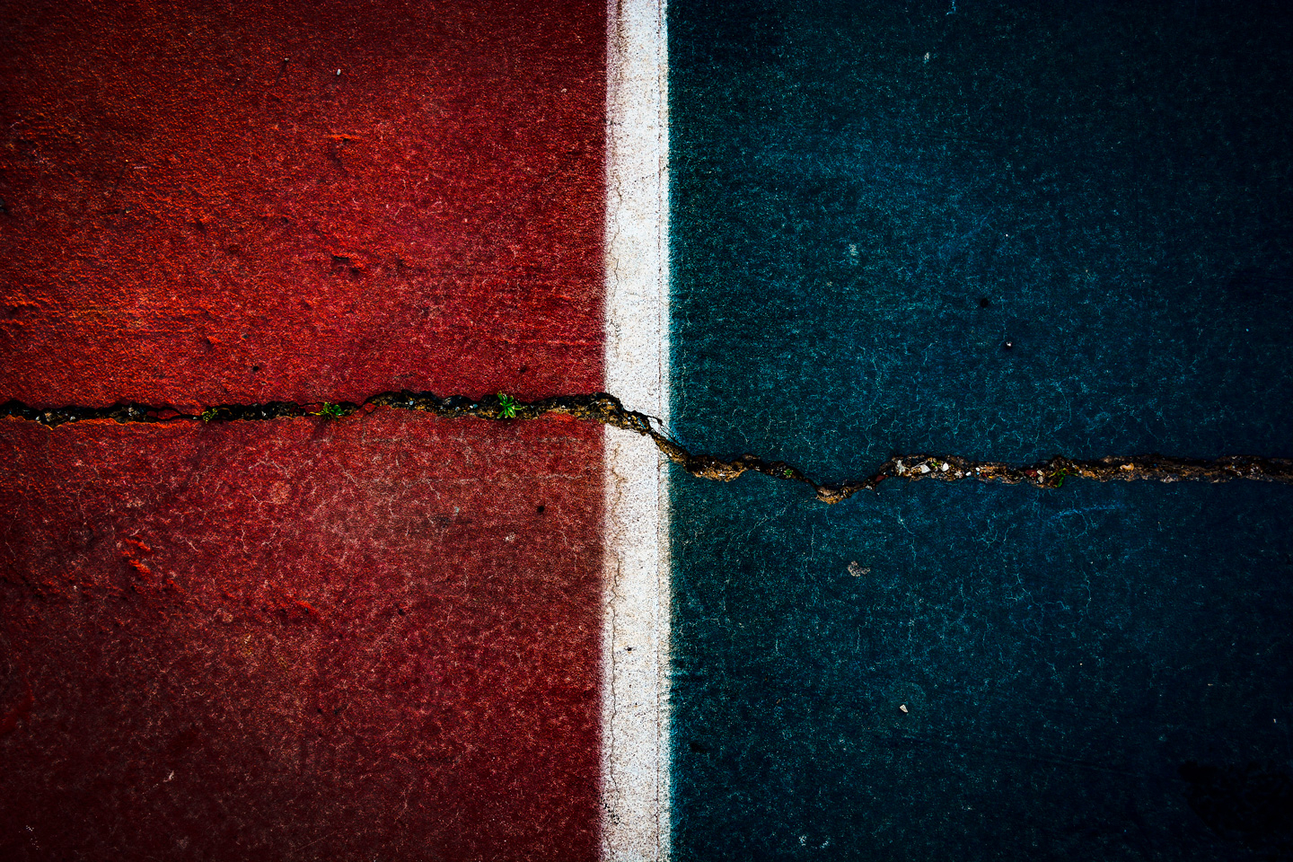 Fault Lines I av Tal Paz-Fridman