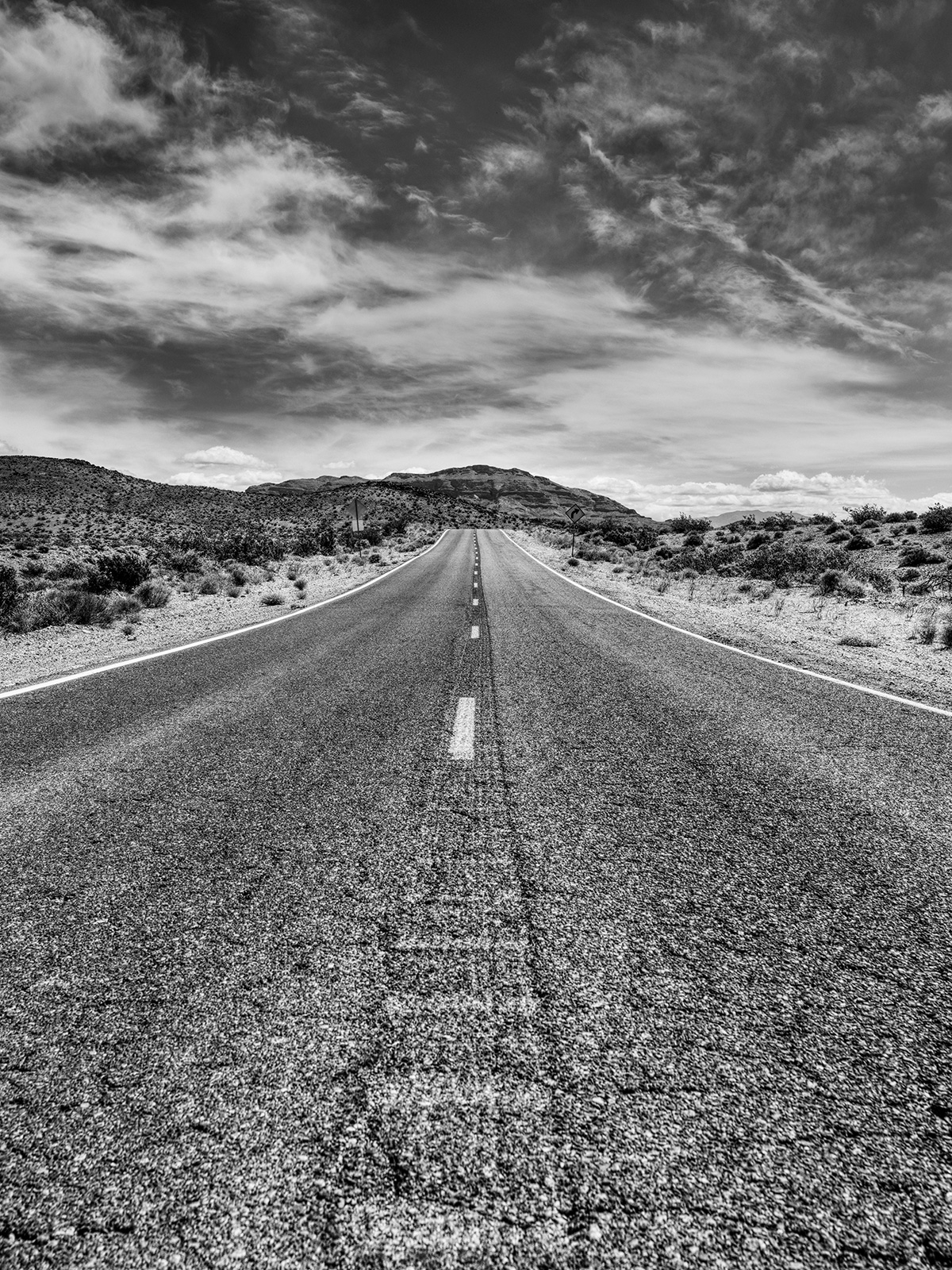 Lonely Road av Jakob Evers