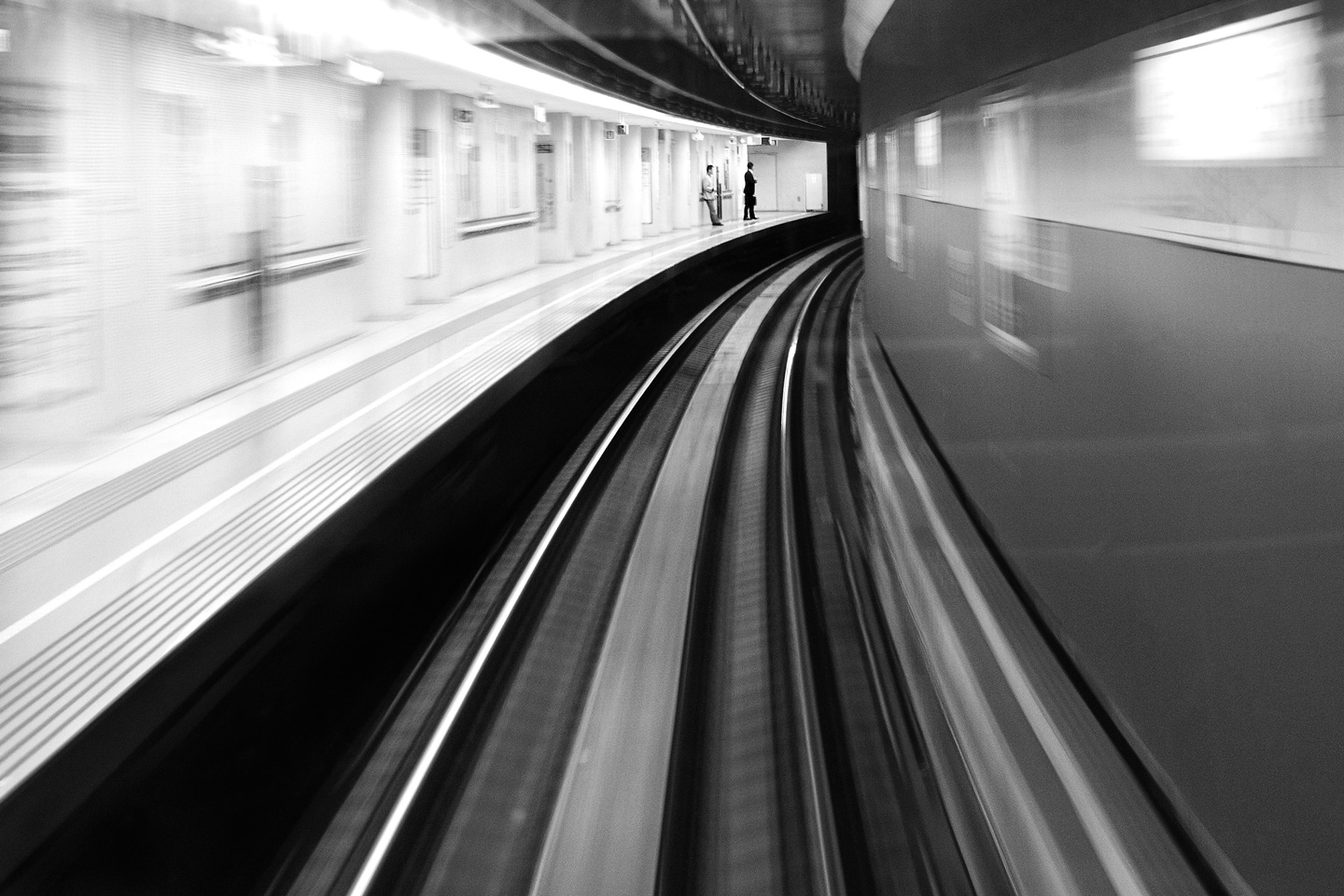 Tokyo Subway av Julie Aucoin