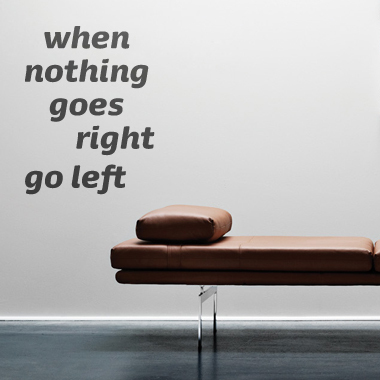 Go left wallsticker av Alan Smithee, 48×60 cm
